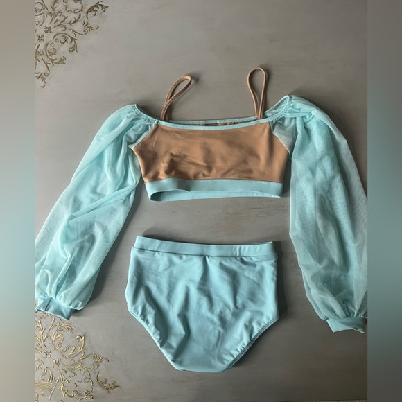 LA Dance Designs two piece lyrical costume - Picture 4 of 9